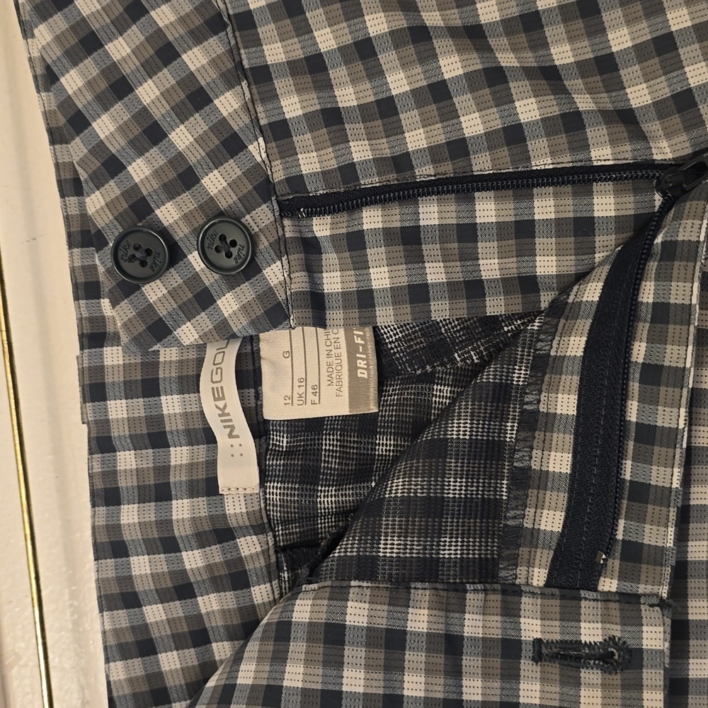 Nike Golf Dri Fit Women's Shorts Plaid Green Gray Size 12 - Picture 17 of 17